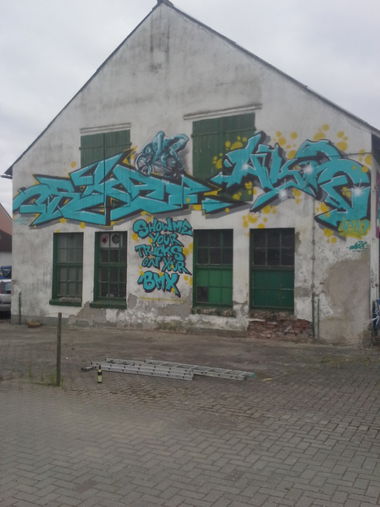 Graffiti Wall - Photo by Akpe - akpe, daw, oskar (2018)