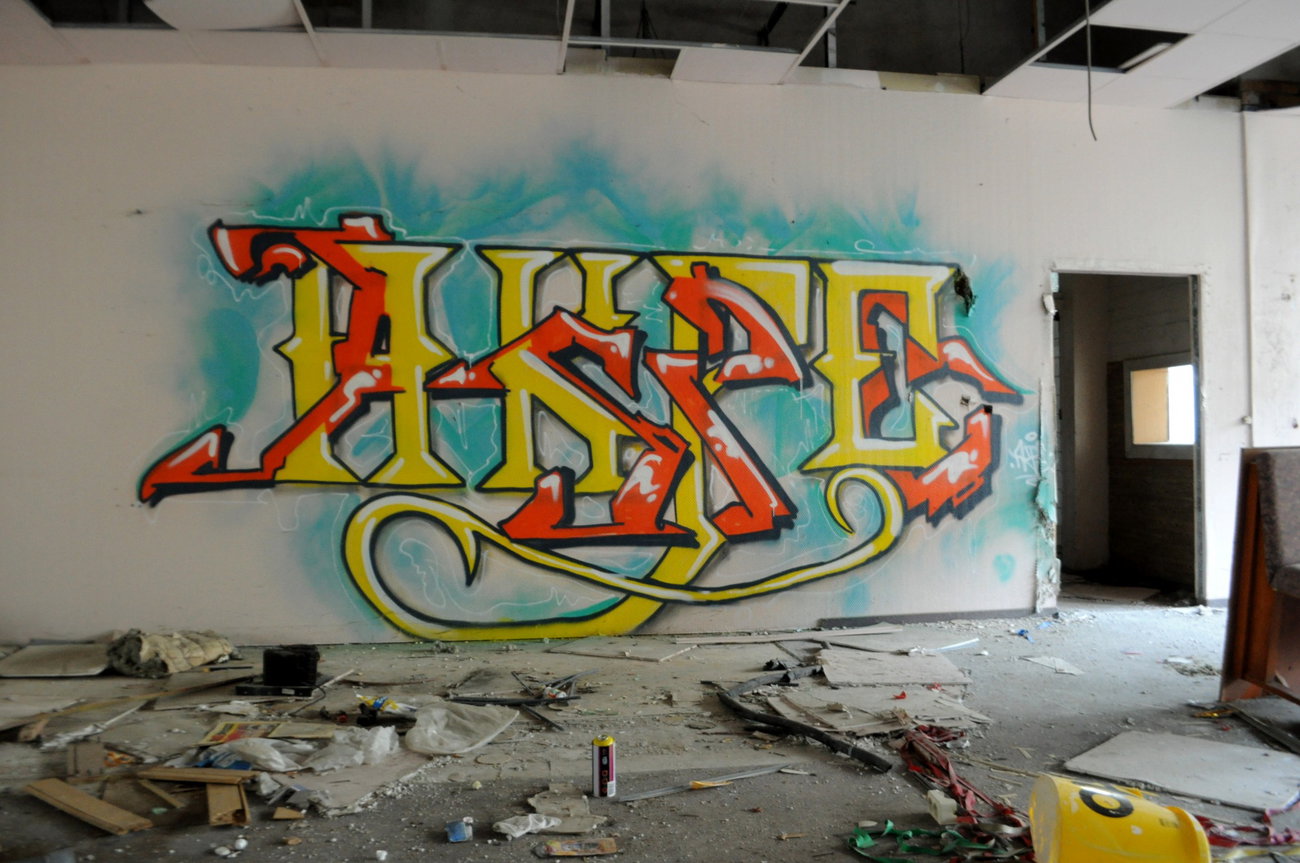 Graffiti Wall - Photo by Akpe