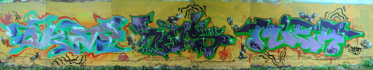 Graffiti Wall - Photo by Akpe - Akpe, Reus, Mier (2016)