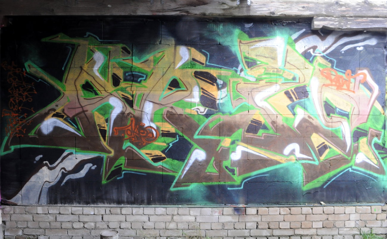 Graffiti Wall - Photo by Akpe - Akpe, DAW (2016)