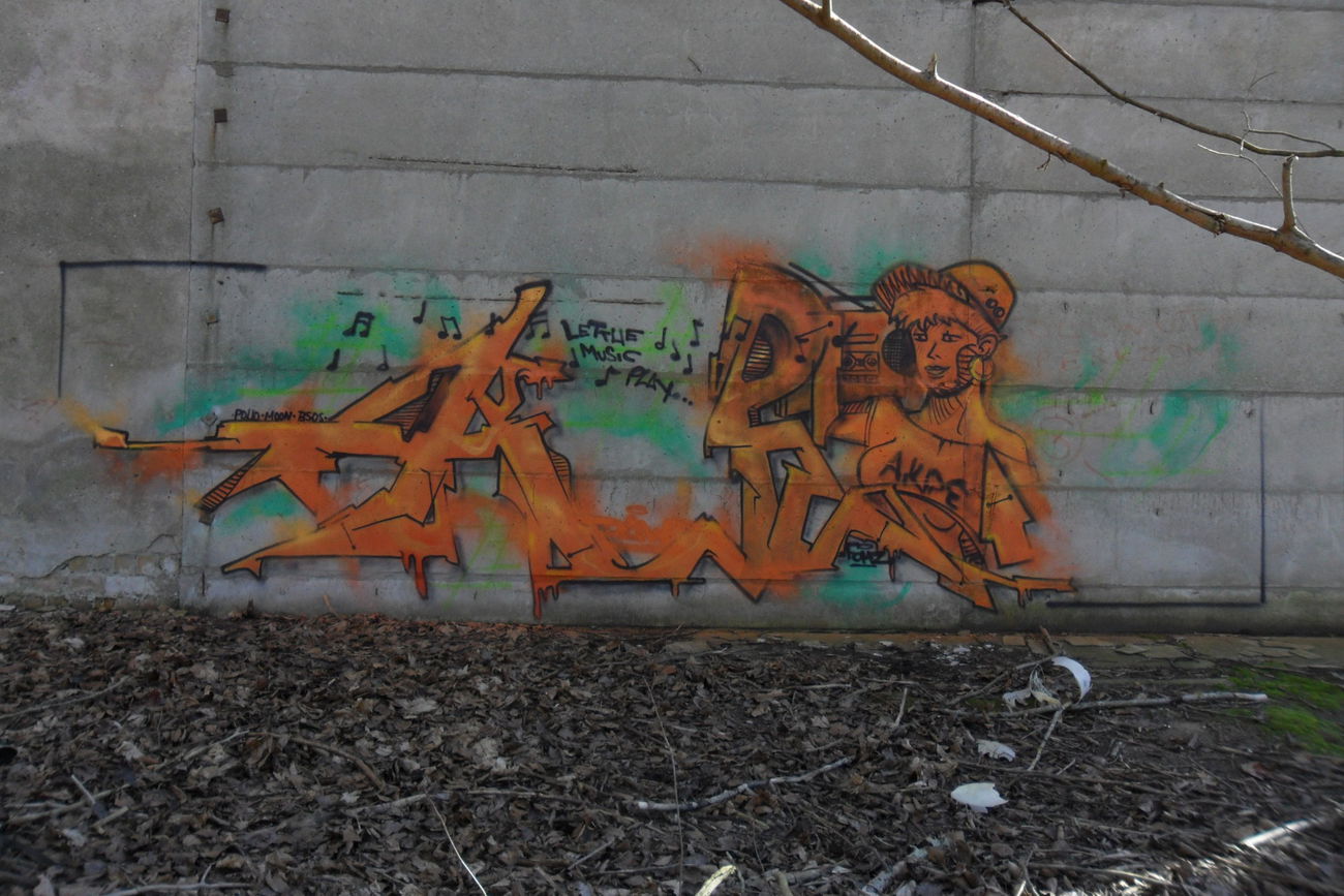 Graffiti Wall - Photo by Akpe - akpe, daw (2018)