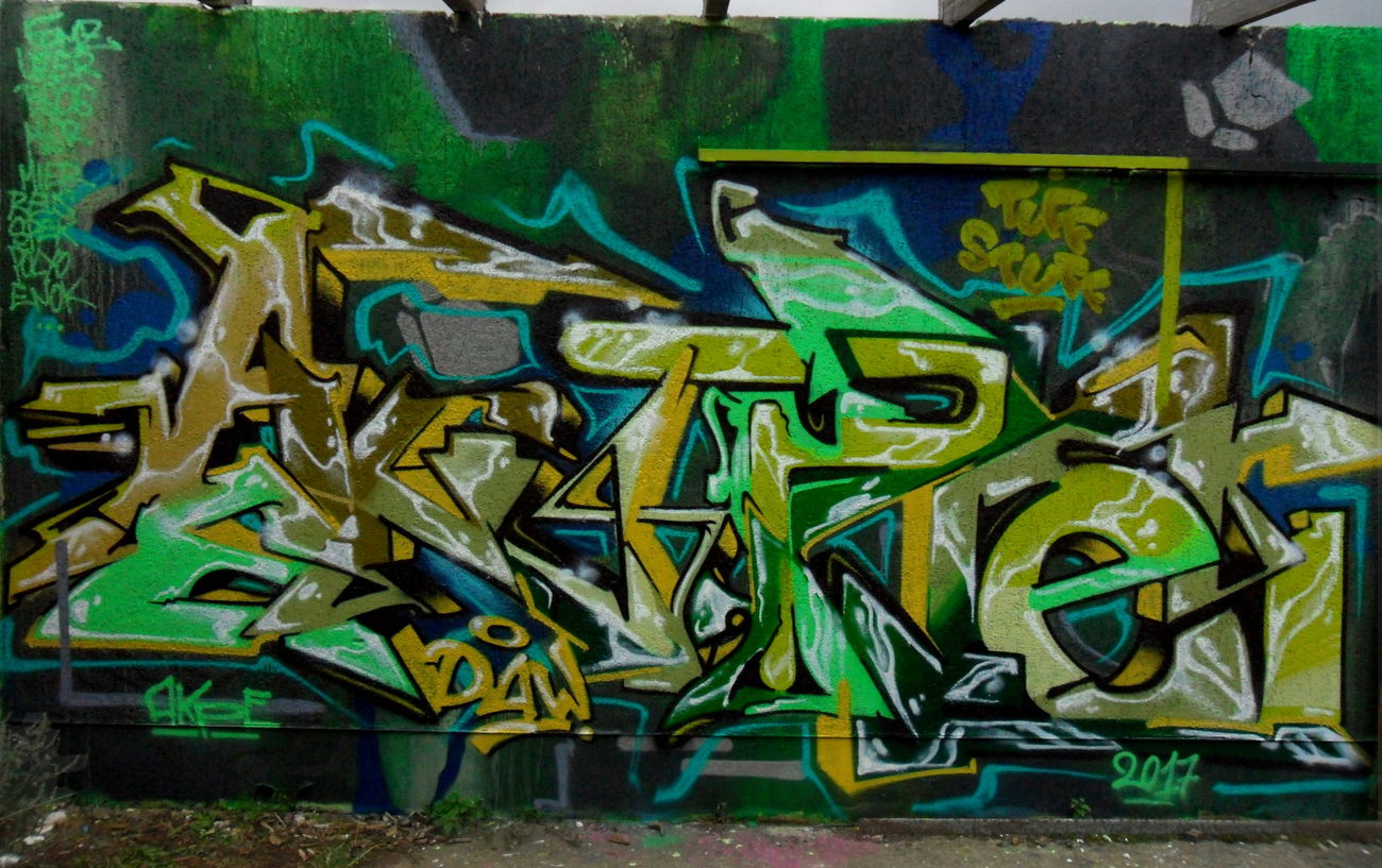 Graffiti Wall - Photo by Akpe - akpe, DAW (2017)