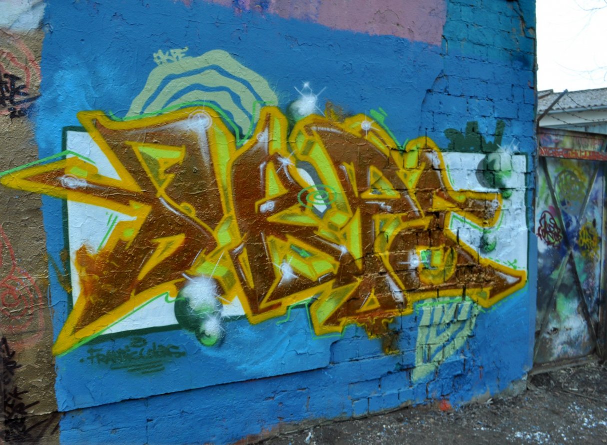 Graffiti Wall - Photo by Akpe - akpe, frantic, colors (2015)