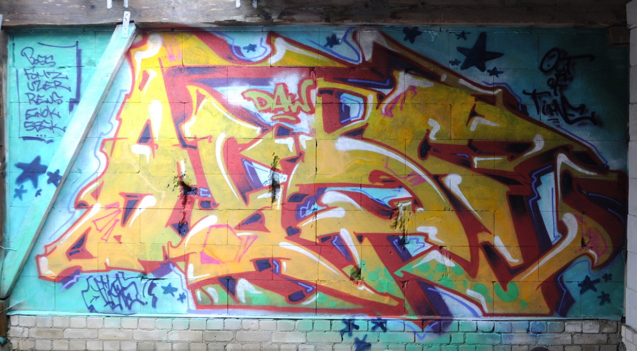 Graffiti Wall - Photo by Akpe - Akpe, DAW (2016)