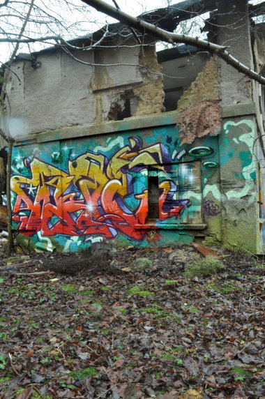 Graffiti Wall - Photo by Akpe - akpe, frantic, colors (2015)