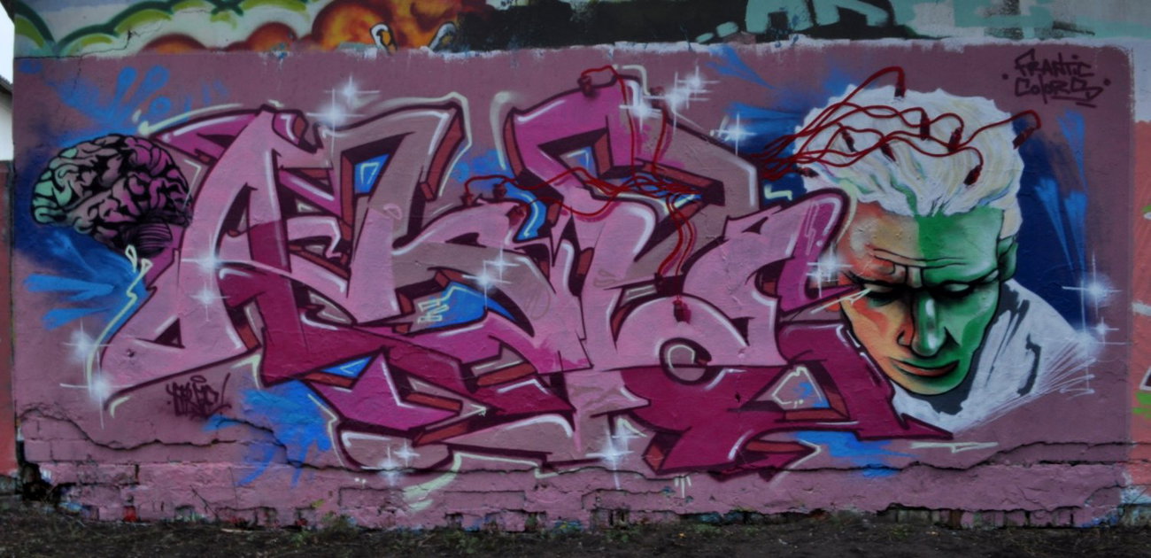 Graffiti Wall - Photo by Akpe - akpe, frantic, colors (2015)