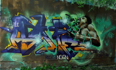 Graffiti Wall - Photo by Akpe - akpe, frantic, colors (2015)