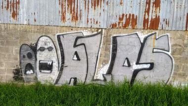 Graffiti Wall in Concepcion - Photo by Alas - rusty (2017)