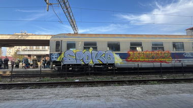 Graffiti Train in Gara bacau - Photo by Alex1i - Graffiti, straight, panel