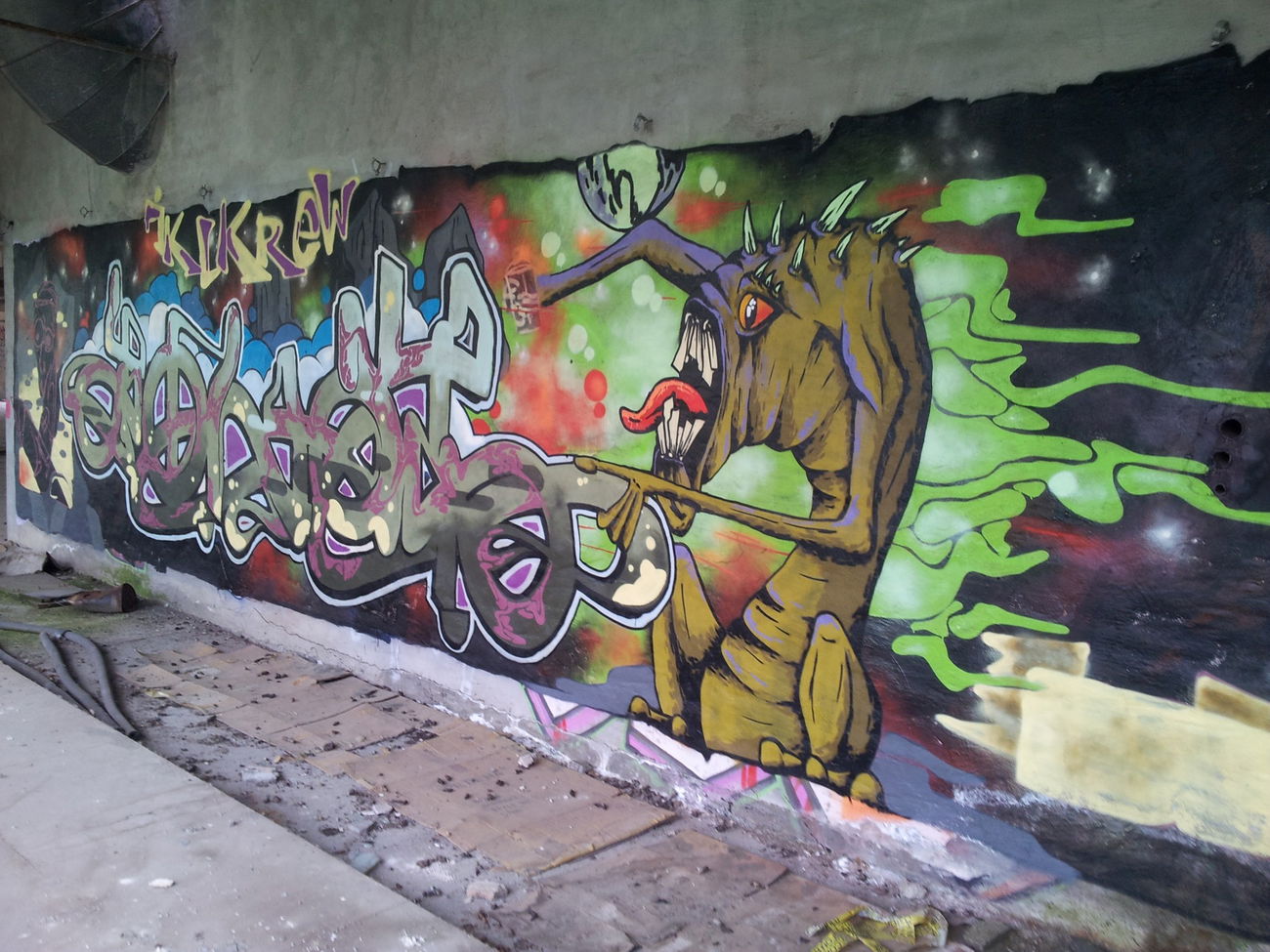 Graffiti Wall - Photo by AllCityLaus - jowat, jowad, yowat