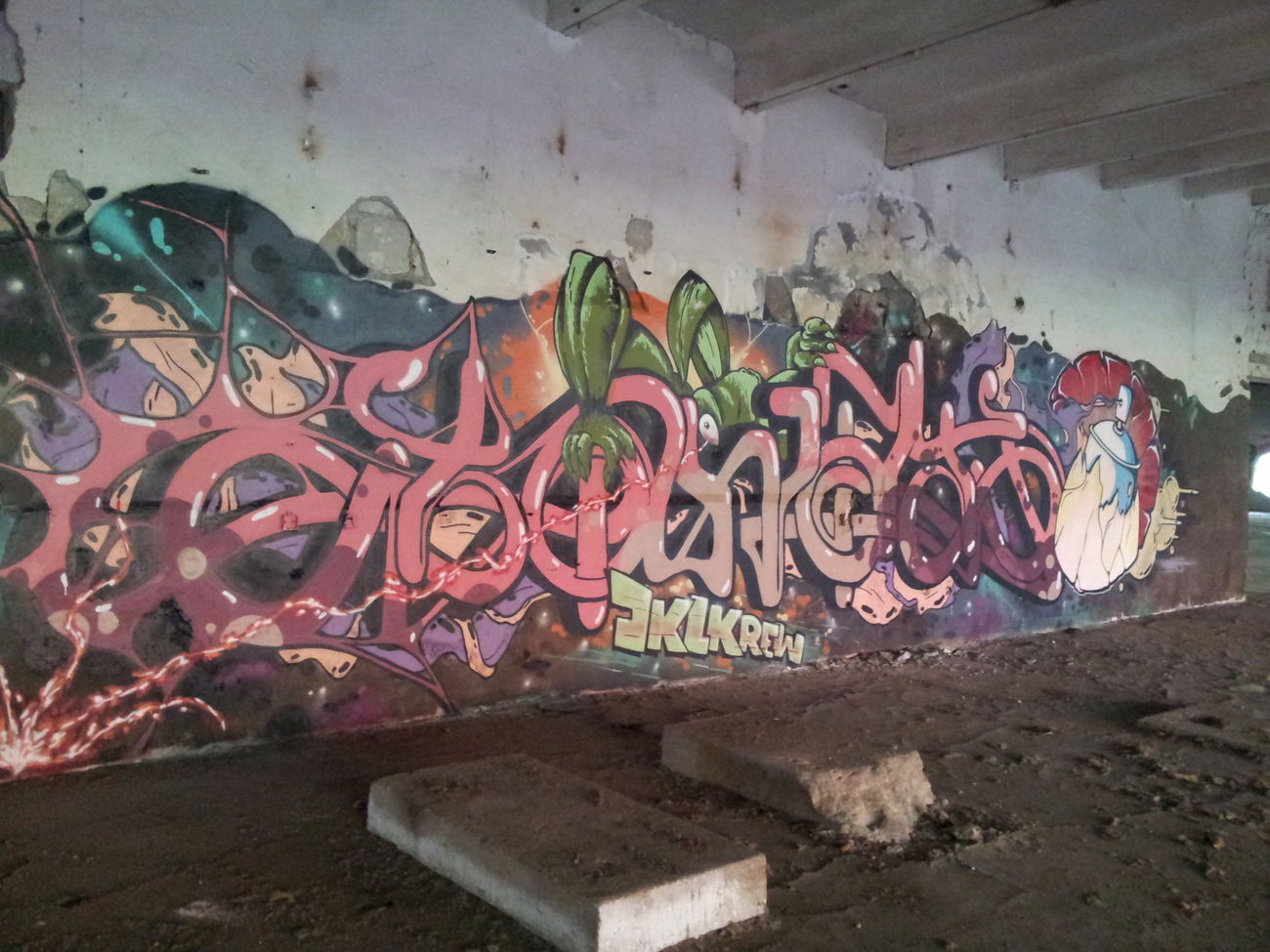 Graffiti Wall - Photo by AllCityLaus - jowat, jowad, yowat