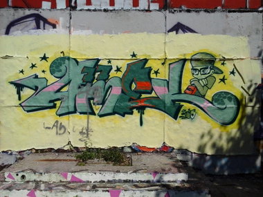 Graffiti Wall - Photo by Amek (2015)