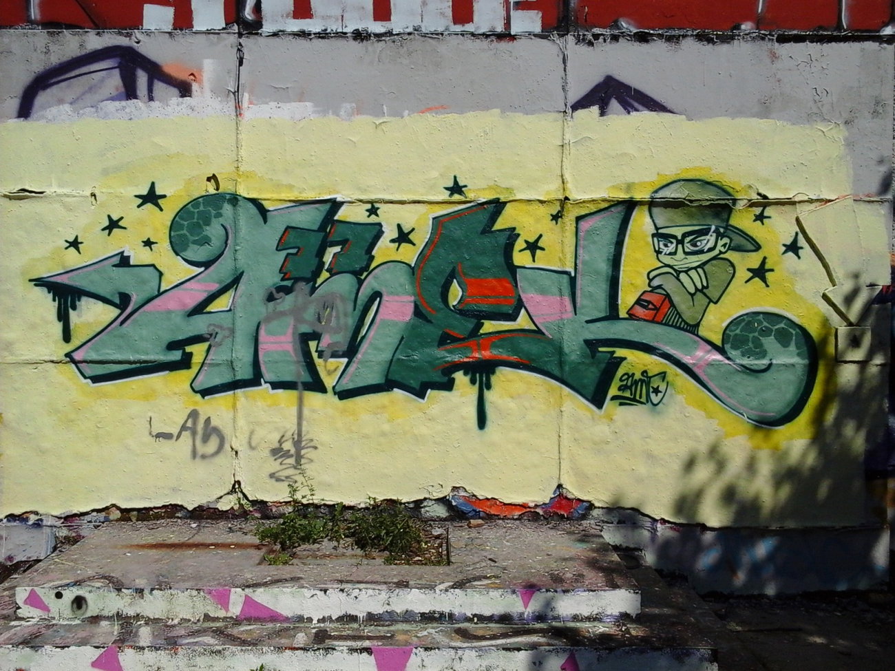 Graffiti Wall - Photo by Amek (2015)