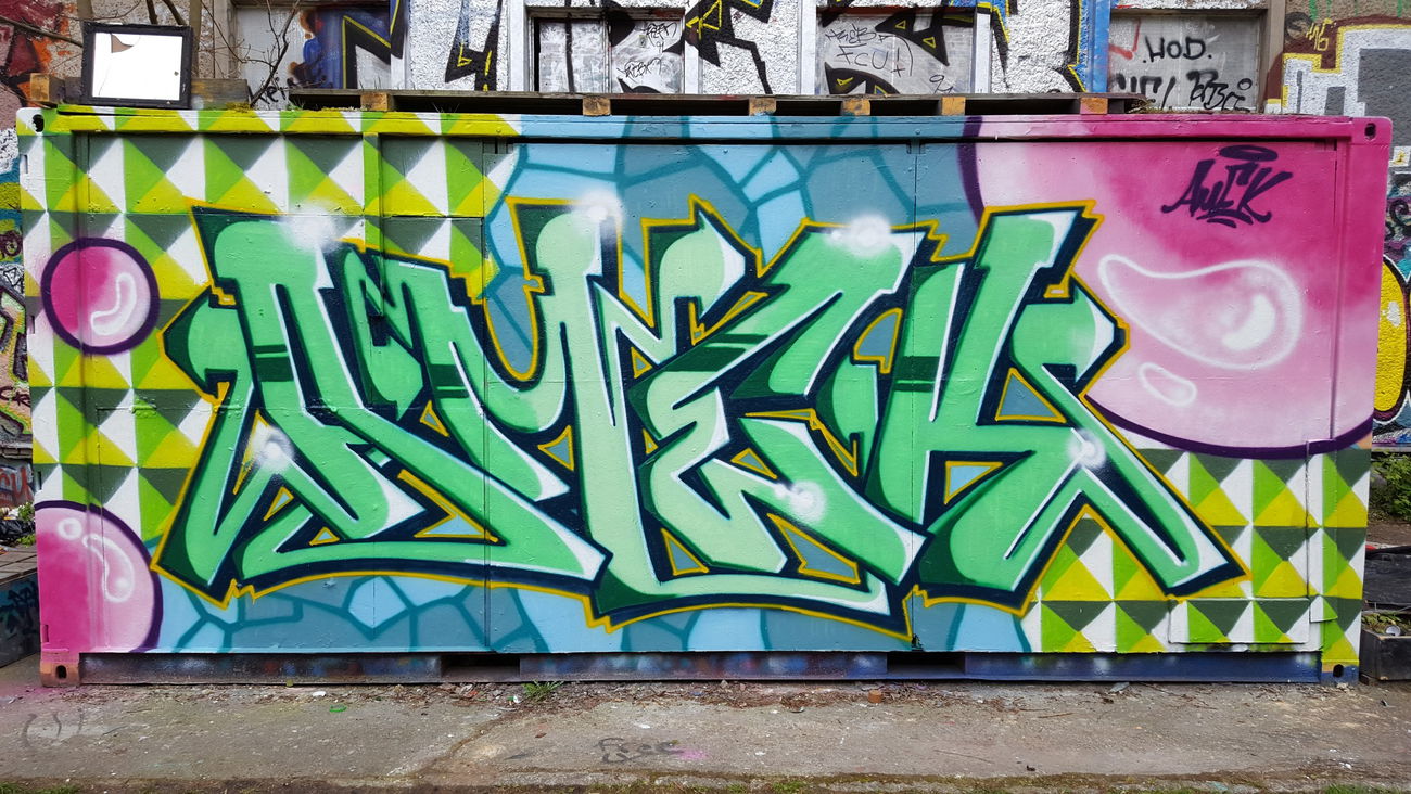 Graffiti Wall in Mellowpark  - Photo by Amek - Amek, AMC (2017)