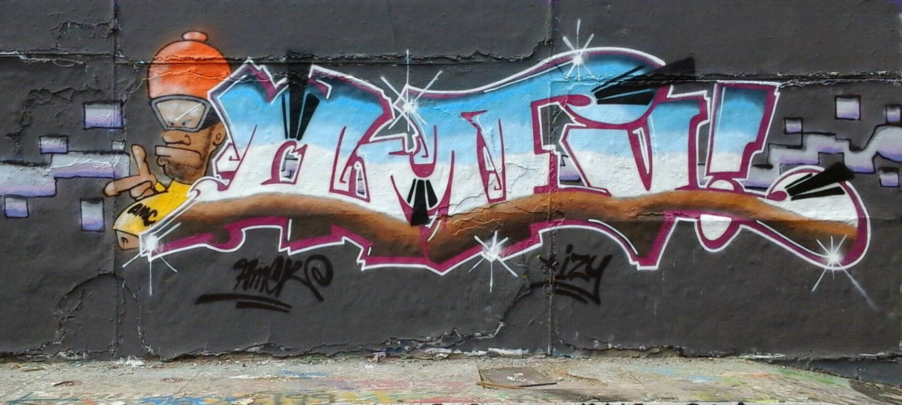 Graffiti Wall in Berlin - Photo by Amek - Amek, AMC (2014)