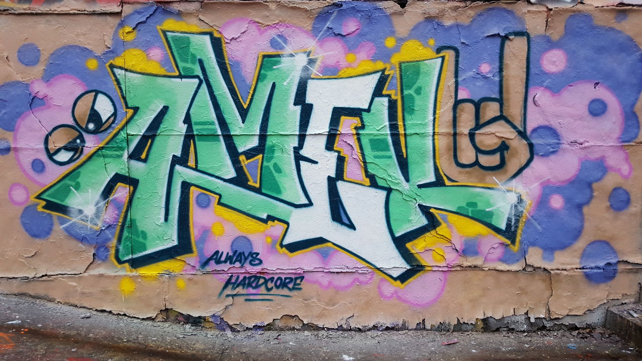 Graffiti Wall - Photo by Amek - Amek, AMC, AUTOMATICS (2017)