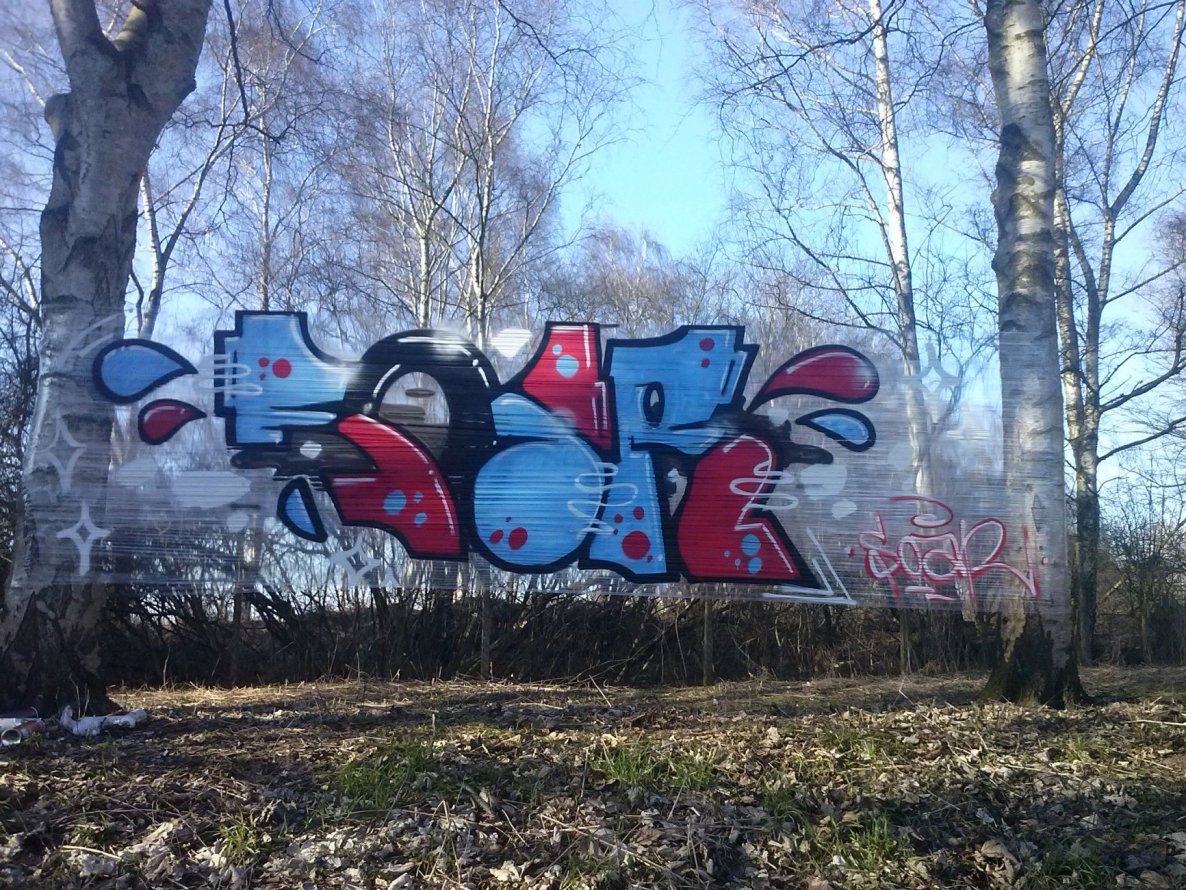 Graffiti Wall in Hamburg - Photo by AmekOne - soar (2015)