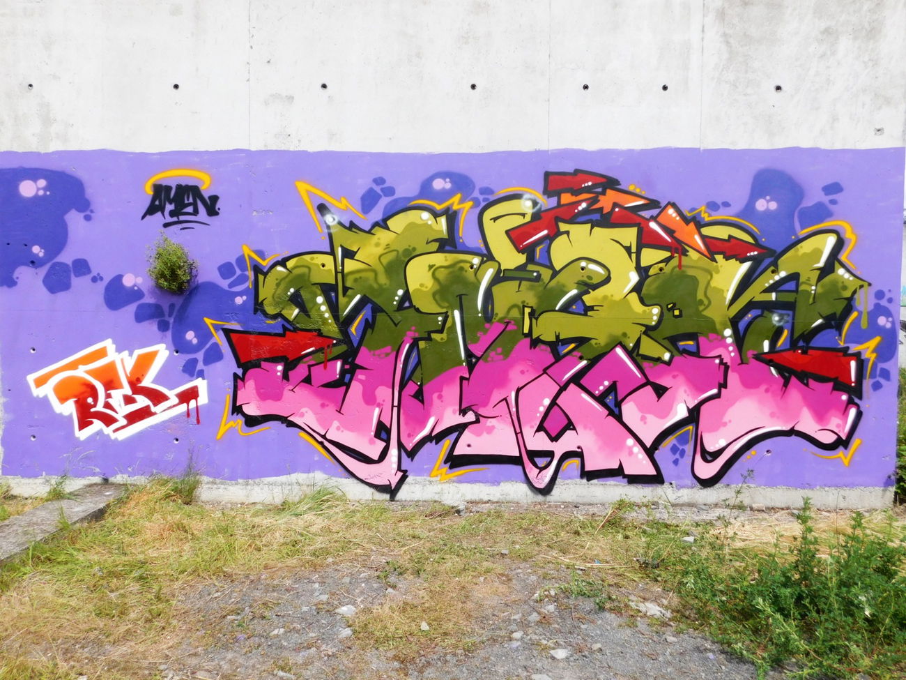 Graffiti Wall - Photo by Amen76