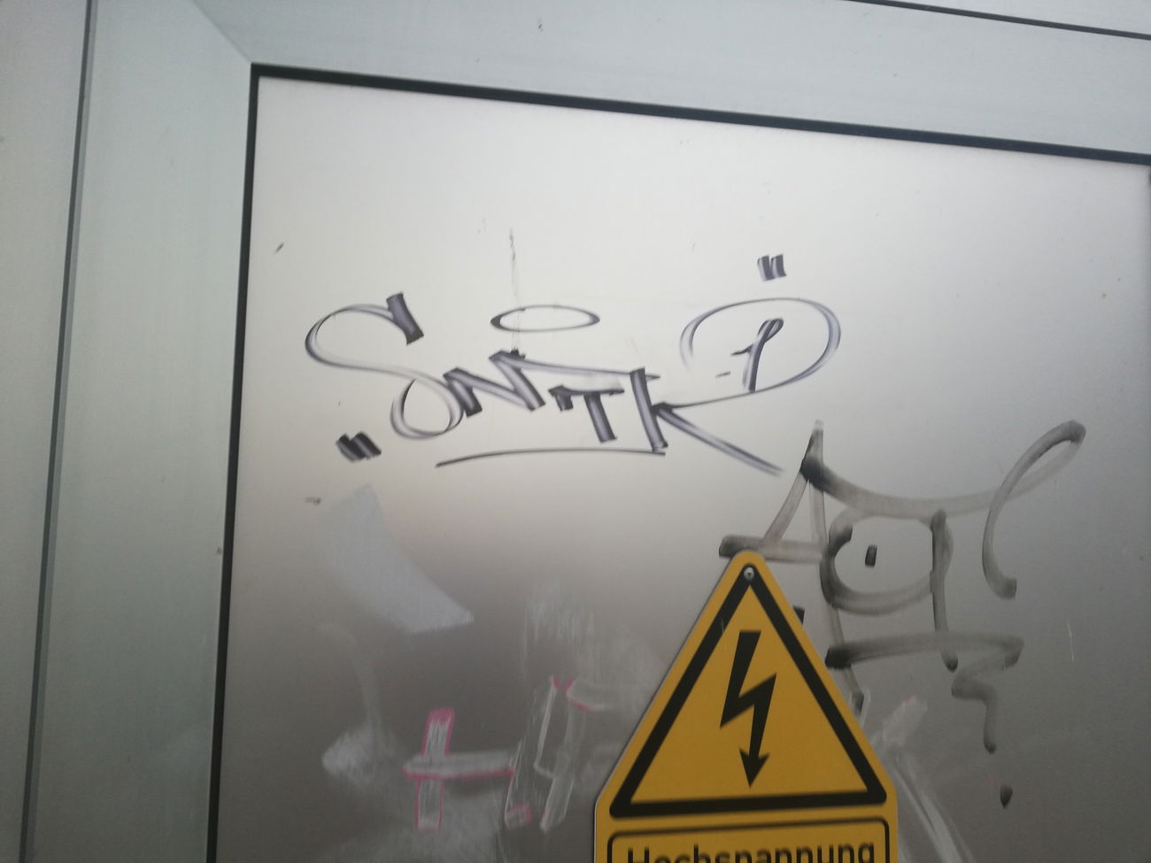 Graffiti Wall - Photo by Amoklauf73