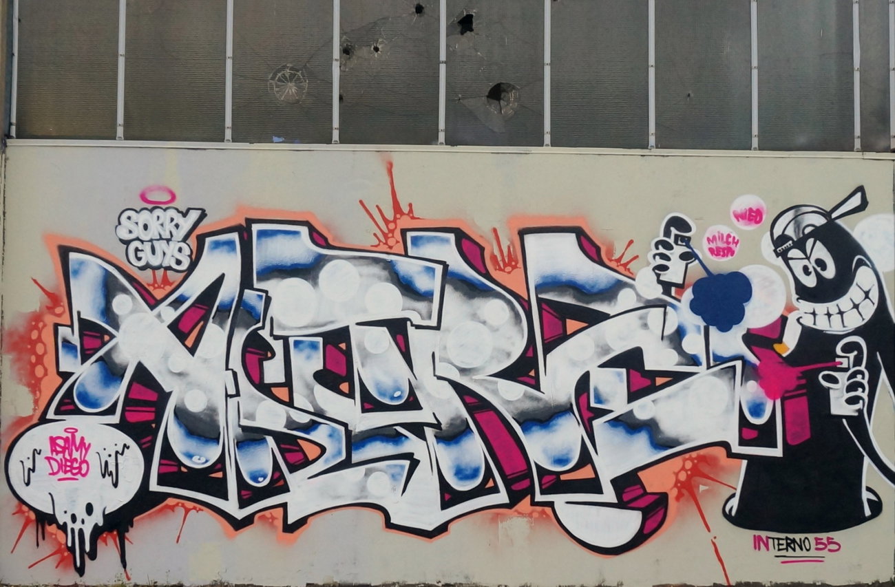 Graffiti Wall - Photo by Andre_T