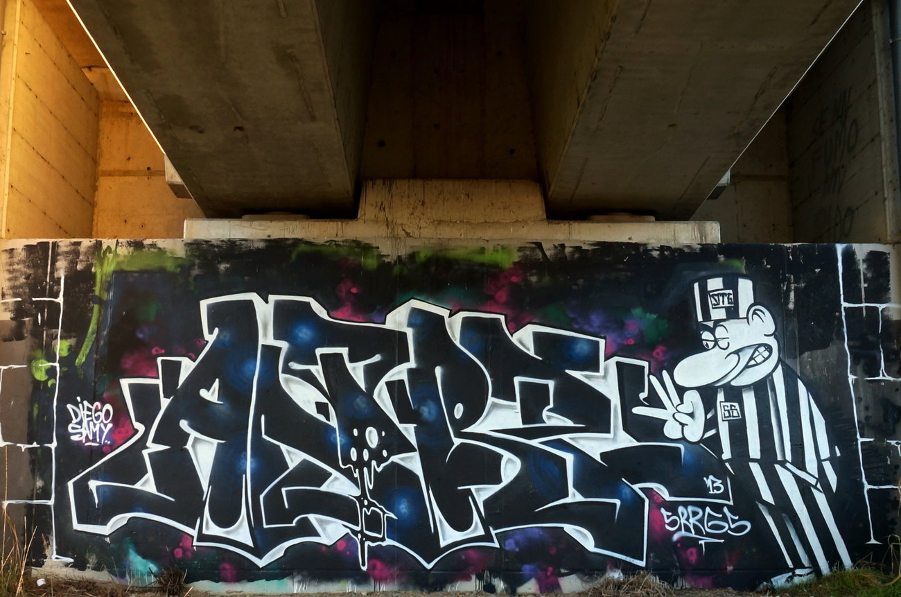 Graffiti Photo by Andre_T