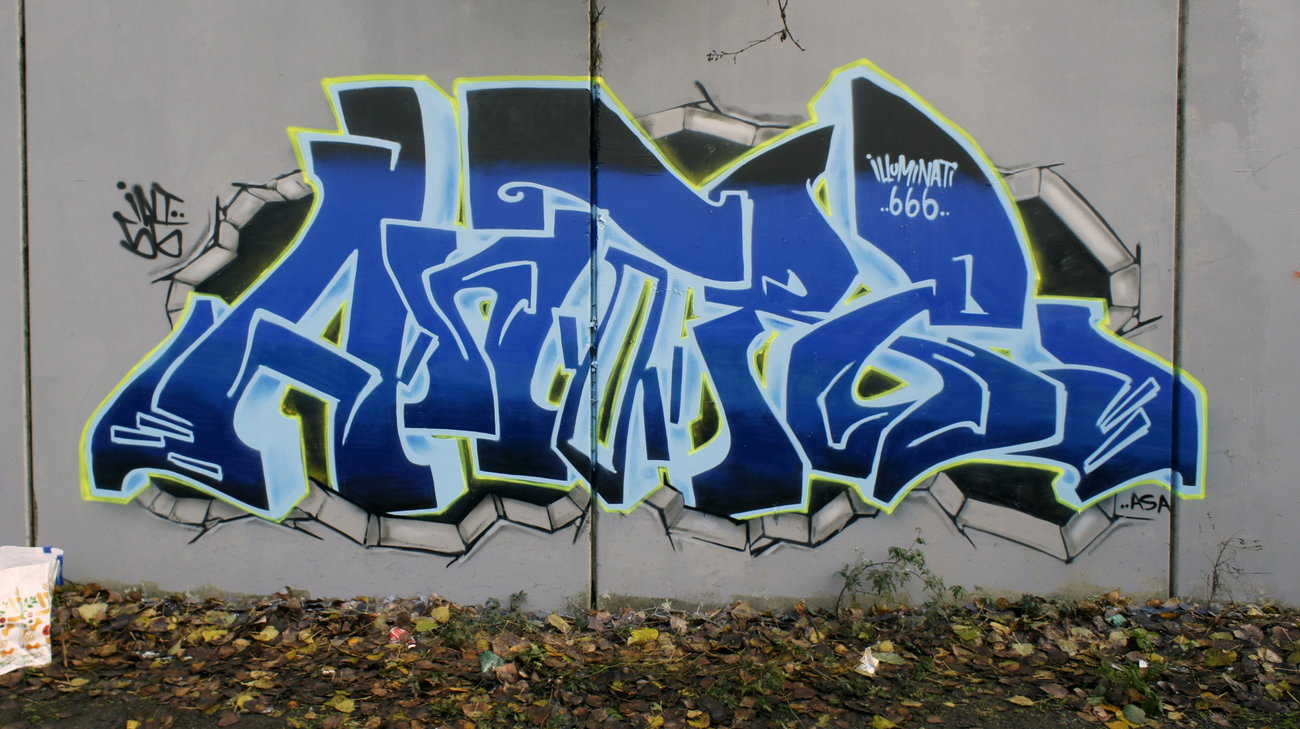 Graffiti Wall - Photo by Andre_T