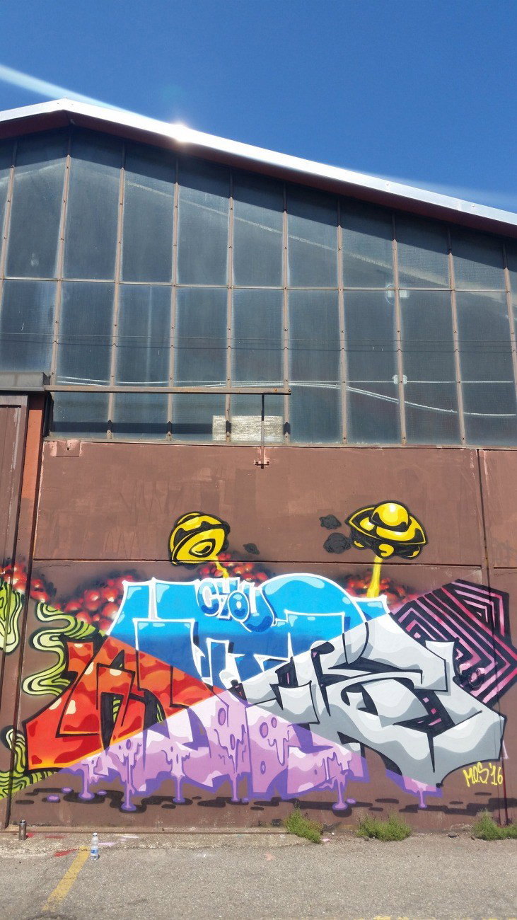 Graffiti Wall - Photo by Andre_T