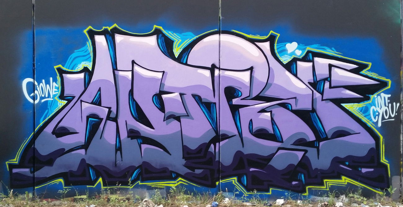 Graffiti Wall - Photo by Andre_T