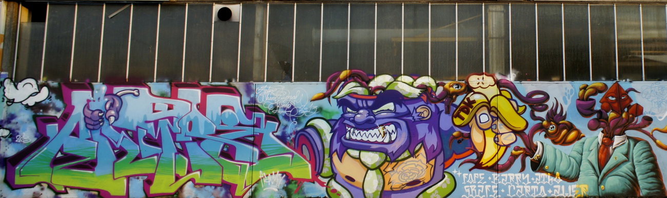 Graffiti Wall - Photo by Andre_T