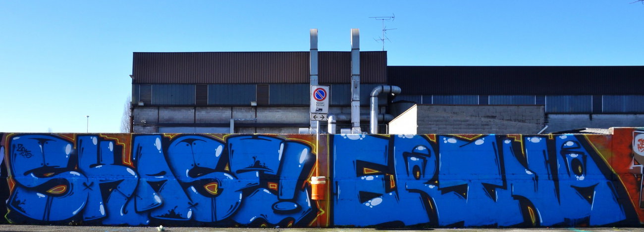 Graffiti Wall - Photo by Andre_T