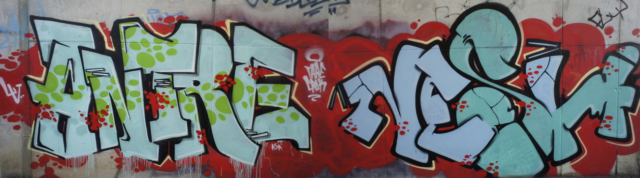 Graffiti Wall - Photo by Andre_T