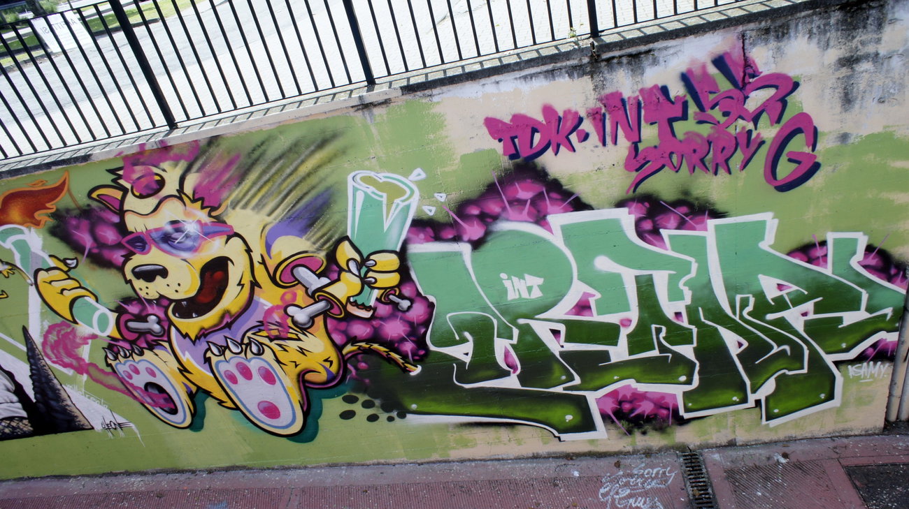 Graffiti Wall - Photo by Andre_T