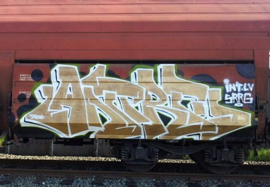 Graffiti Wall - Photo by Andre_T