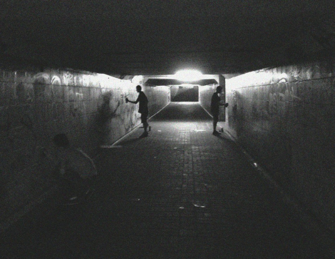 Graffiti Artwork - Photo by Anom_anomio