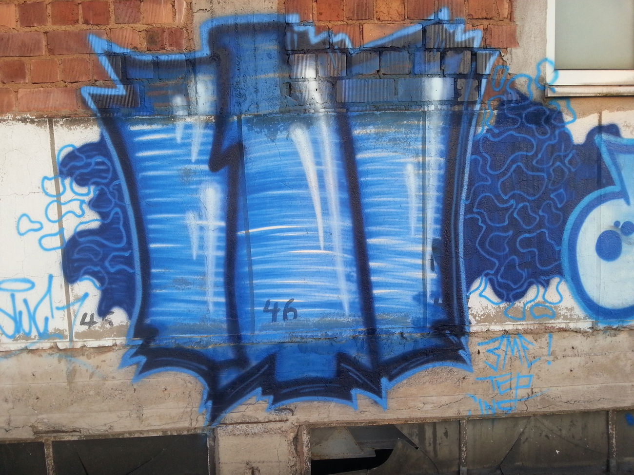 Graffiti Bombing - Photo by Anonymous (2016)