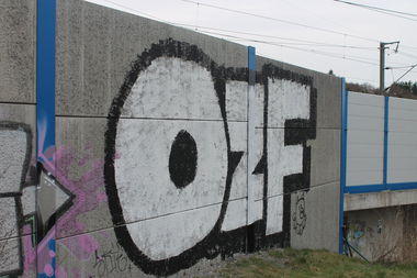 Graffiti Bombing - Photo by Anstrengend - ozf