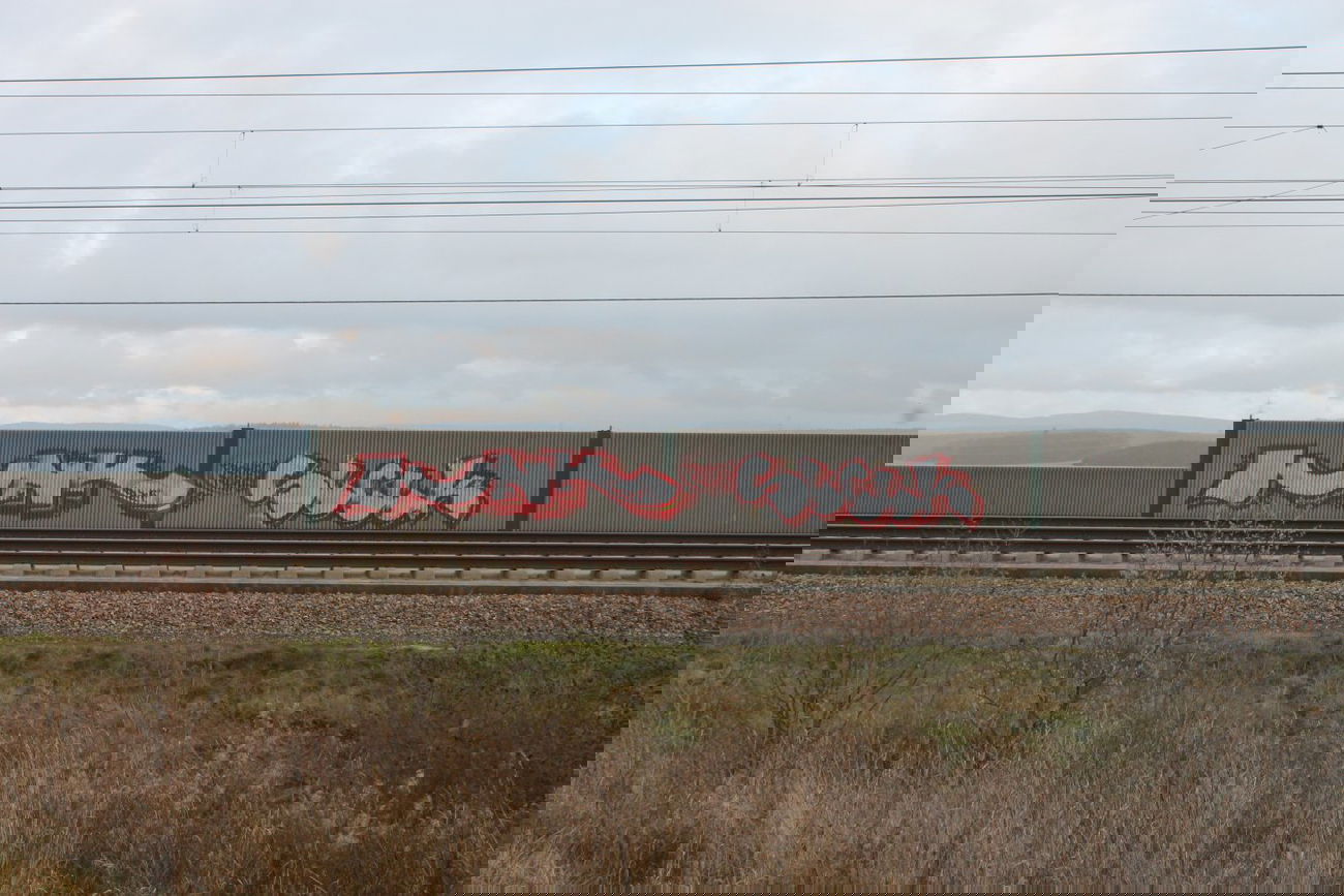 Graffiti Bombing - Photo by Anstrengend - junk, sucuk