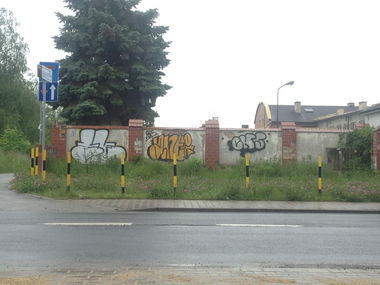 Graffiti Bombing - Photo by Antoniusone - ante, antonius, chrome (2015)