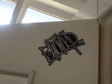 Graffiti Sketch in Gliwice warszawska - Photo by Antoniusone - sticker, stickers, antonius (2015)