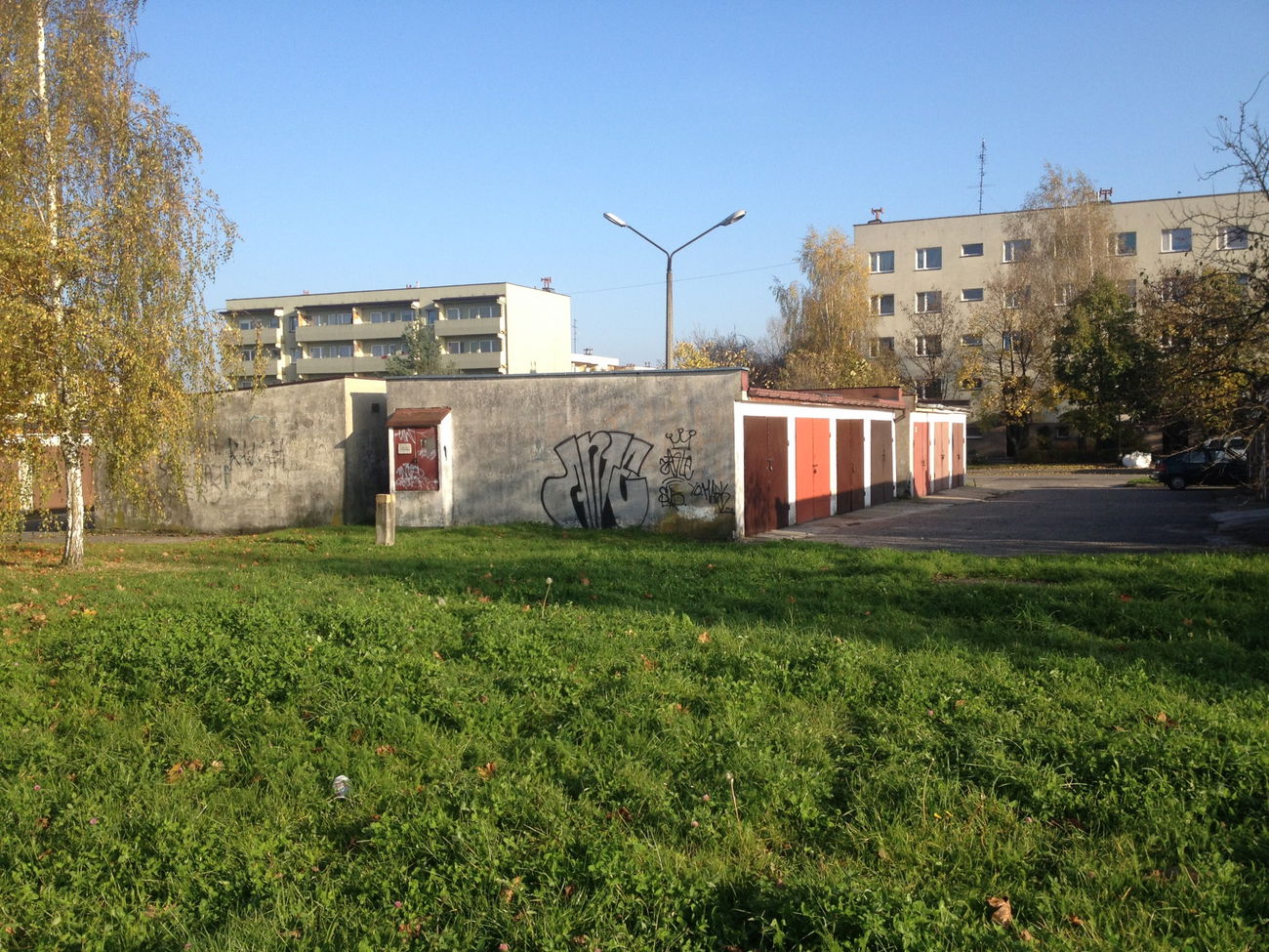 Graffiti Bombing - Photo by Antoniusone - chrome, ante, antonius (2013)