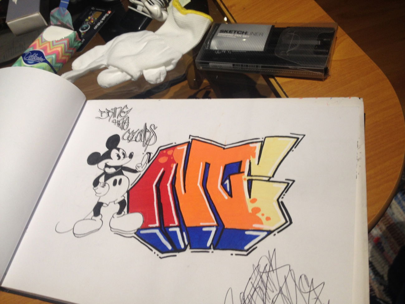 Graffiti Sketch - Photo by Antoniusone - ante, mickey, mouse (2014)