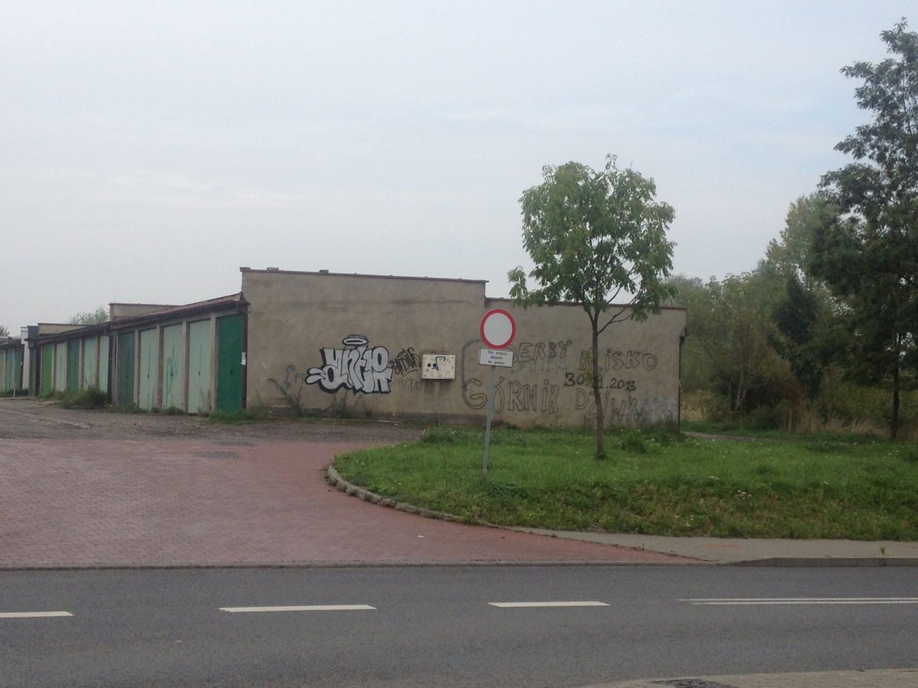 Graffiti Bombing - Photo by Antoniusone - ante, bombing, throwup (2014)