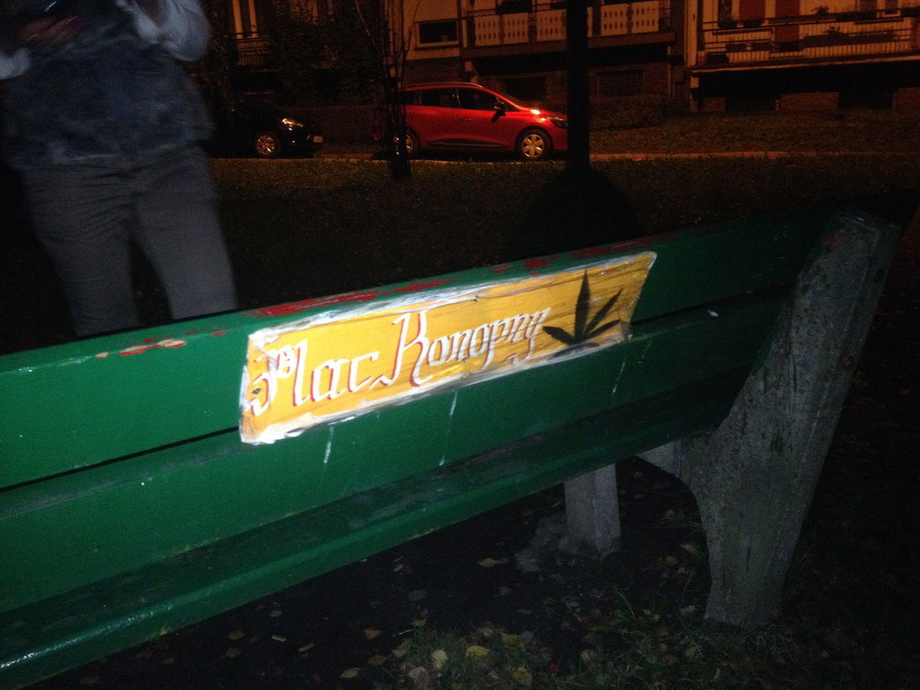 Graffiti Artwork - Photo by Antoniusone - cannabis, plaza, artwork (2014)