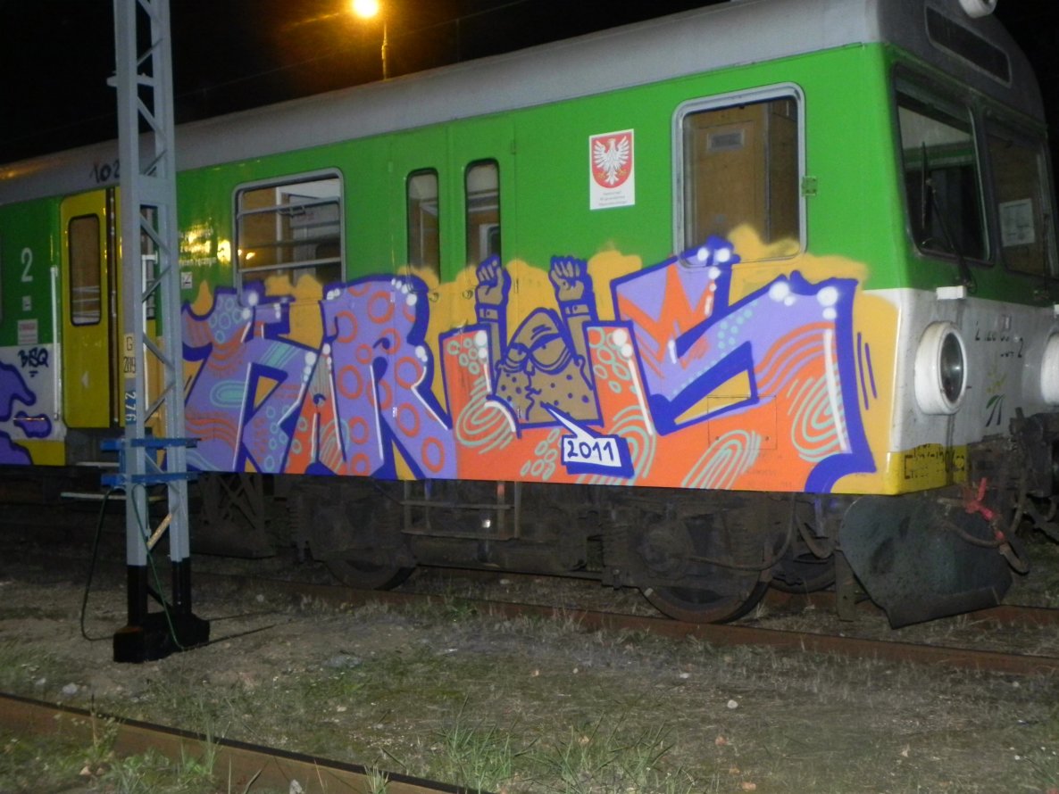 Graffiti Train in Warsaw - Photo by Antykacap (2011)