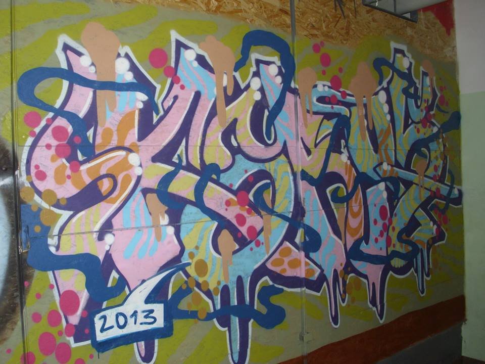 Graffiti Bombing - Photo by Antykacap (2013)