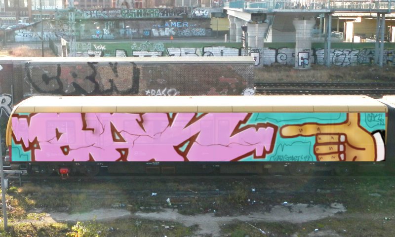 Graffiti Train in Berlin - Photo by Anusvisage - gak, berlin, wholecar (2013)
