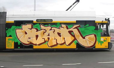 Graffiti Train in Berlin - Photo by Anusvisage - snack, tram, gak (2013)