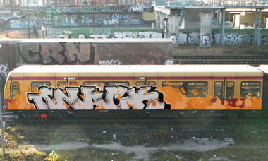 Graffiti Train in Berlin - Photo by Anusvisage - snack, berlin, gak (2013)