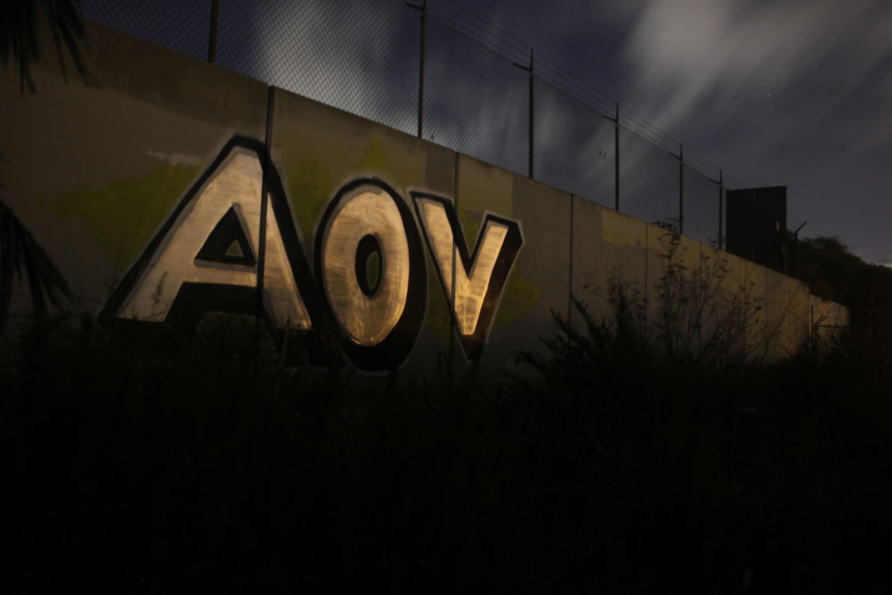 Graffiti Bombing - Photo by Aov (2015)