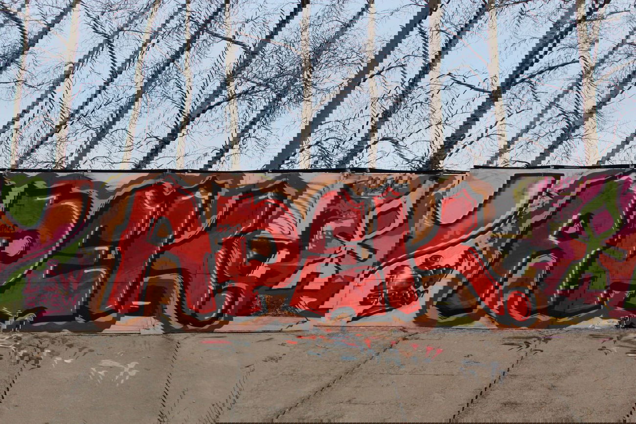 Graffiti Wall - Photo by Apeck - Apek